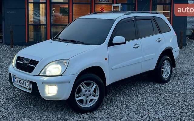 Белый Чери Тигго, объемом двигателя 2 л и пробегом 276 тыс. км за 3000 $, фото 1 на Automoto.ua