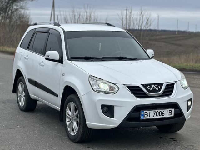 Білий Чері Тігго, об'ємом двигуна 1.8 л та пробігом 157 тис. км за 5000 $, фото 1 на Automoto.ua