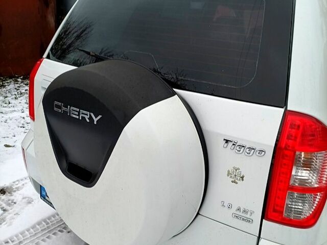 Білий Чері Тігго, об'ємом двигуна 1.8 л та пробігом 40 тис. км за 5600 $, фото 1 на Automoto.ua