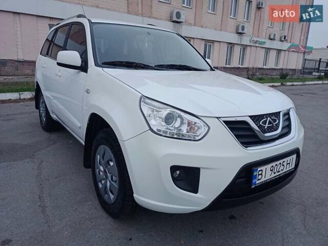 Белый Чери Тигго, объемом двигателя 1.8 л и пробегом 40 тыс. км за 6750 $, фото 1 на Automoto.ua