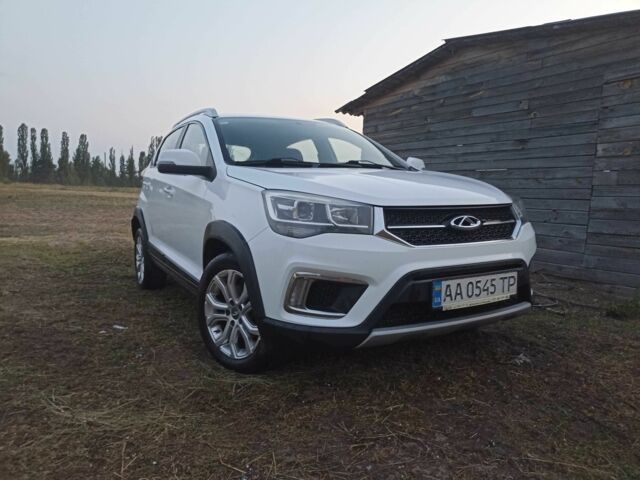 Белый Чери Тигго, объемом двигателя 1.5 л и пробегом 200 тыс. км за 7500 $, фото 1 на Automoto.ua