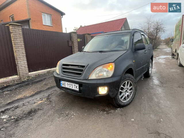 Чорний Чері Тігго, об'ємом двигуна 2.35 л та пробігом 198 тис. км за 2300 $, фото 1 на Automoto.ua