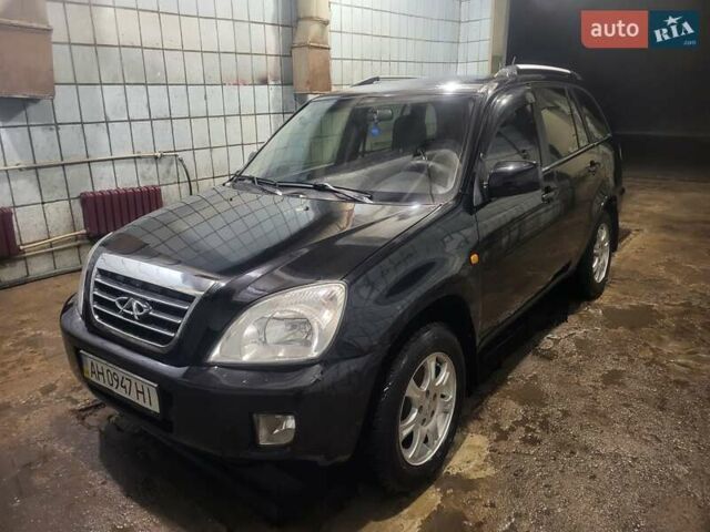 Черный Чери Тигго, объемом двигателя 2 л и пробегом 180 тыс. км за 4500 $, фото 1 на Automoto.ua