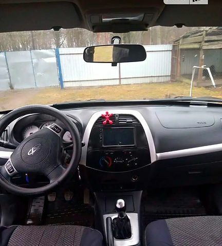 Черный Чери Тигго, объемом двигателя 1.6 л и пробегом 180 тыс. км за 3350 $, фото 1 на Automoto.ua