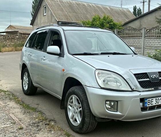 Серый Чери Тигго, объемом двигателя 2.4 л и пробегом 300 тыс. км за 2500 $, фото 1 на Automoto.ua