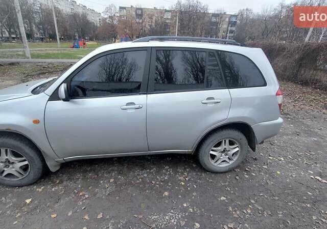 Серый Чери Тигго, объемом двигателя 2.02 л и пробегом 203 тыс. км за 3000 $, фото 1 на Automoto.ua