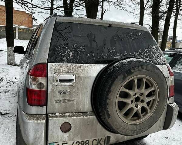 Сірий Чері Тігго, об'ємом двигуна 2.35 л та пробігом 450 тис. км за 3200 $, фото 1 на Automoto.ua