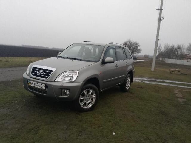 Серый Чери Тигго, объемом двигателя 1.6 л и пробегом 260 тыс. км за 4200 $, фото 1 на Automoto.ua