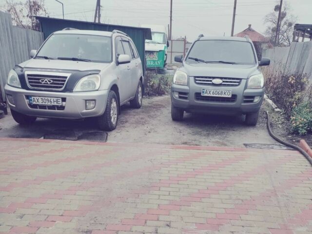 Серый Чери Тигго, объемом двигателя 1.6 л и пробегом 211 тыс. км за 4900 $, фото 1 на Automoto.ua