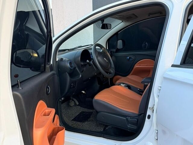 Белый Чери eQ, объемом двигателя 0 л и пробегом 67 тыс. км за 5500 $, фото 1 на Automoto.ua
