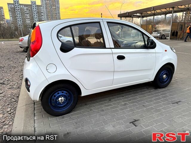 Белый Чери eQ, объемом двигателя 0 л и пробегом 27 тыс. км за 5700 $, фото 1 на Automoto.ua