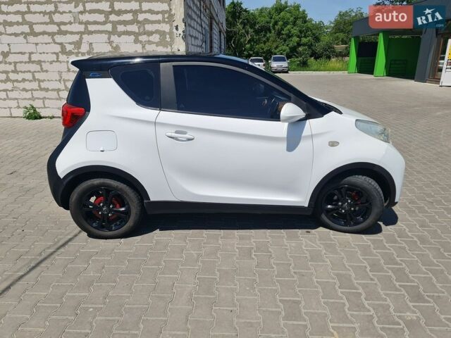 Белый Чери eQ1, объемом двигателя 0 л и пробегом 40 тыс. км за 7350 $, фото 1 на Automoto.ua