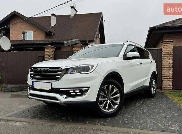 Белый Чери Jetour X70, объемом двигателя 1.5 л и пробегом 12 тыс. км за 10100 $, фото 1 на Automoto.ua