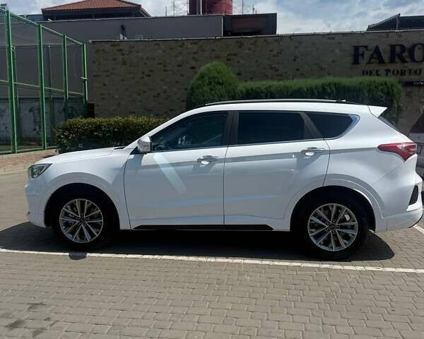 Белый Чери Jetour X70, объемом двигателя 1.5 л и пробегом 42 тыс. км за 18000 $, фото 1 на Automoto.ua
