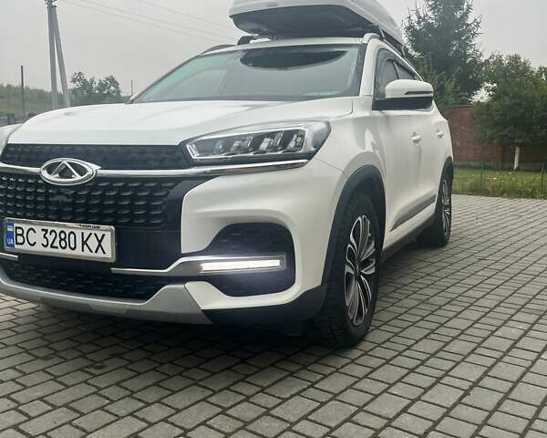 Белый Чери Tiggo 8, объемом двигателя 1.97 л и пробегом 100 тыс. км за 13500 $, фото 1 на Automoto.ua