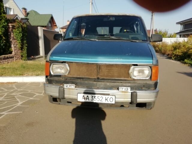 Синій Шевроле Астро, об'ємом двигуна 4.3 л та пробігом 258 тис. км за 1776 $, фото 1 на Automoto.ua