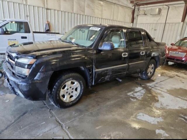 Черный Шевроле Аваланч, объемом двигателя 5.3 л и пробегом 200 тыс. км за 7143 $, фото 1 на Automoto.ua