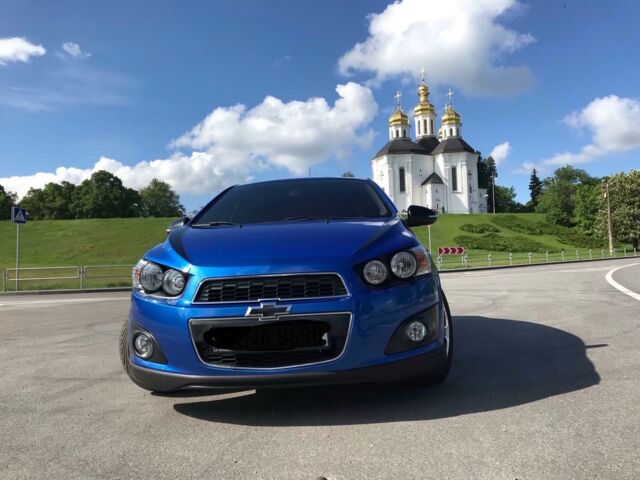 Синий Шевроле Аваланч, объемом двигателя 1.4 л и пробегом 67 тыс. км за 9300 $, фото 1 на Automoto.ua