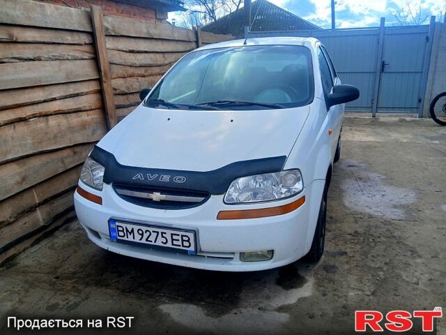 Белый Шевроле Авео, объемом двигателя 1.5 л и пробегом 196 тыс. км за 1750 $, фото 1 на Automoto.ua