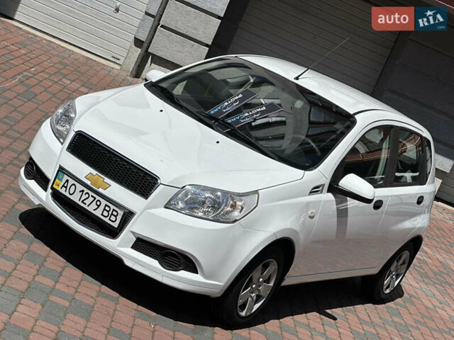 Белый Шевроле Авео, объемом двигателя 1.5 л и пробегом 81 тыс. км за 4650 $, фото 1 на Automoto.ua