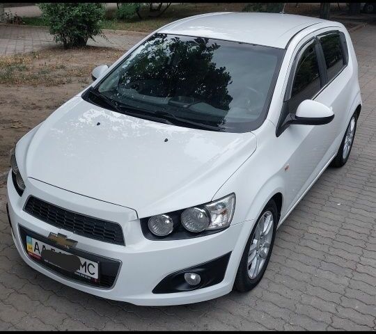 Білий Шевроле Авео, об'ємом двигуна 0 л та пробігом 188 тис. км за 6800 $, фото 1 на Automoto.ua