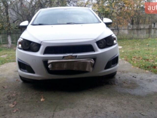 Білий Шевроле Авео, об'ємом двигуна 1.6 л та пробігом 98 тис. км за 6300 $, фото 1 на Automoto.ua