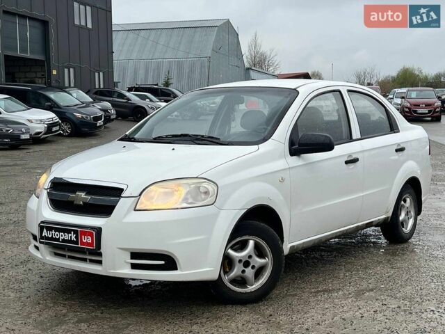 Білий Шевроле Авео, об'ємом двигуна 1.5 л та пробігом 237 тис. км за 2440 $, фото 1 на Automoto.ua