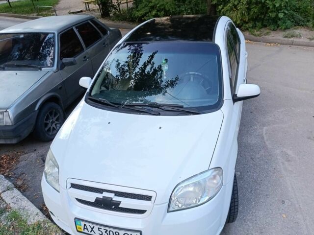 Белый Шевроле Авео, объемом двигателя 1.6 л и пробегом 2 тыс. км за 3500 $, фото 1 на Automoto.ua