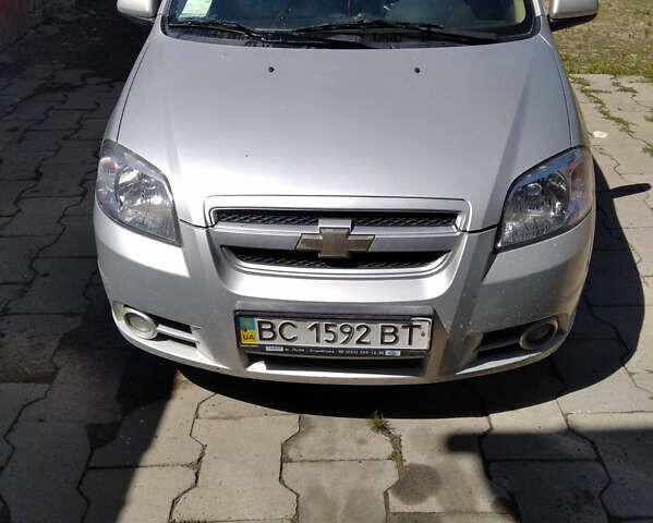 Білий Шевроле Авео, об'ємом двигуна 1.6 л та пробігом 144 тис. км за 3500 $, фото 1 на Automoto.ua