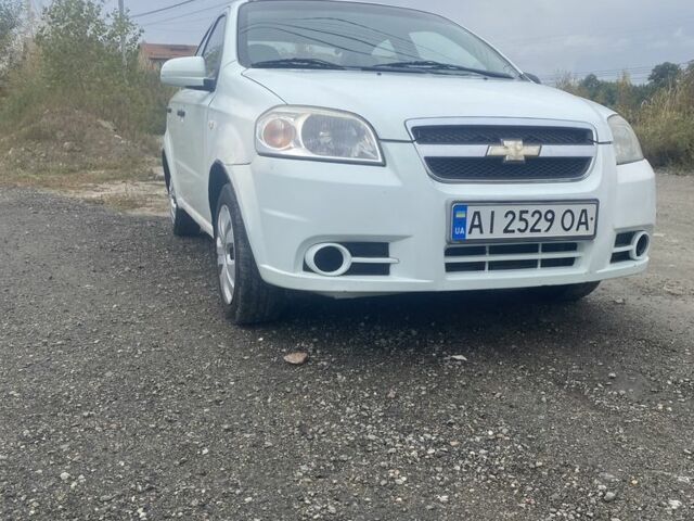 Білий Шевроле Авео, об'ємом двигуна 1.5 л та пробігом 239 тис. км за 2599 $, фото 1 на Automoto.ua