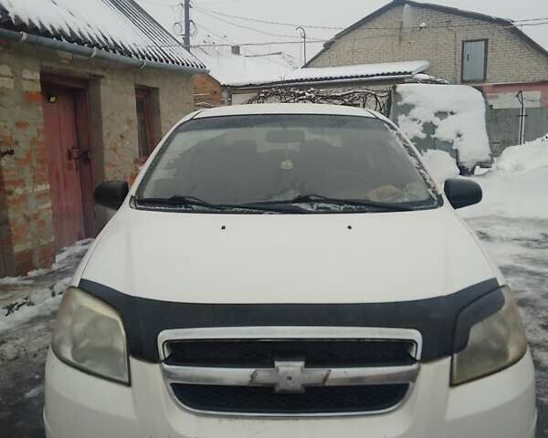 Білий Шевроле Авео, об'ємом двигуна 1.5 л та пробігом 348 тис. км за 3000 $, фото 1 на Automoto.ua