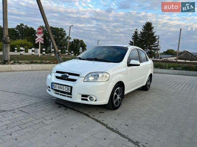 Білий Шевроле Авео, об'ємом двигуна 1.6 л та пробігом 220 тис. км за 3350 $, фото 1 на Automoto.ua