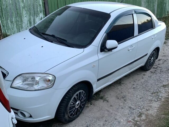 Белый Шевроле Авео, объемом двигателя 0 л и пробегом 250 тыс. км за 3201 $, фото 1 на Automoto.ua