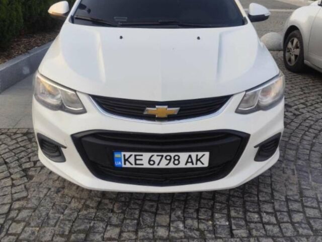 Білий Шевроле Авео, об'ємом двигуна 1.4 л та пробігом 275 тис. км за 7800 $, фото 1 на Automoto.ua