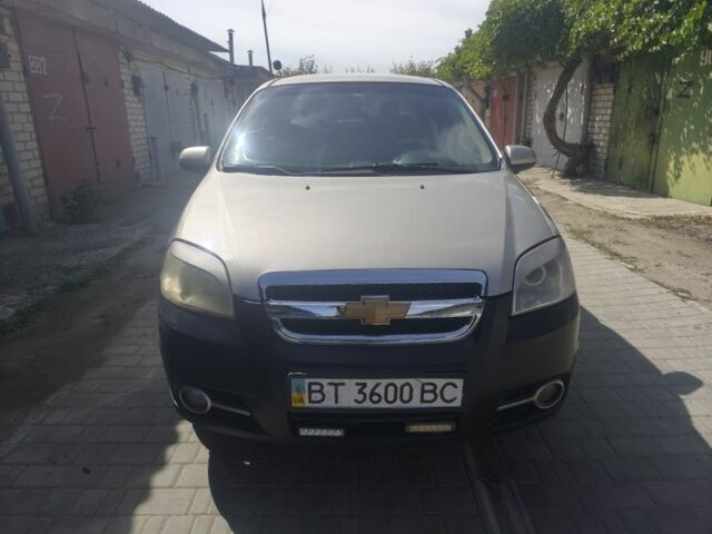 Бежевий Шевроле Авео, об'ємом двигуна 1.6 л та пробігом 380 тис. км за 2500 $, фото 1 на Automoto.ua