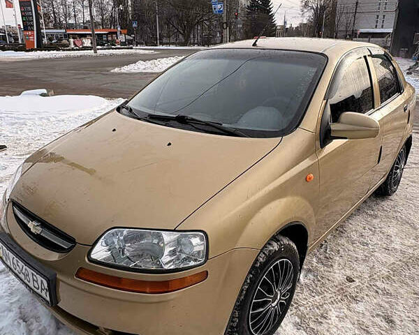 Бежевий Шевроле Авео, об'ємом двигуна 1.5 л та пробігом 149 тис. км за 3450 $, фото 1 на Automoto.ua