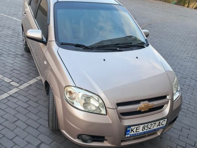 Бежевий Шевроле Авео, об'ємом двигуна 1.6 л та пробігом 118 тис. км за 4400 $, фото 1 на Automoto.ua
