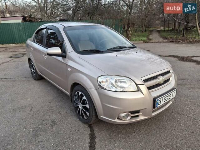 Бежевый Шевроле Авео, объемом двигателя 1.6 л и пробегом 199 тыс. км за 4400 $, фото 1 на Automoto.ua