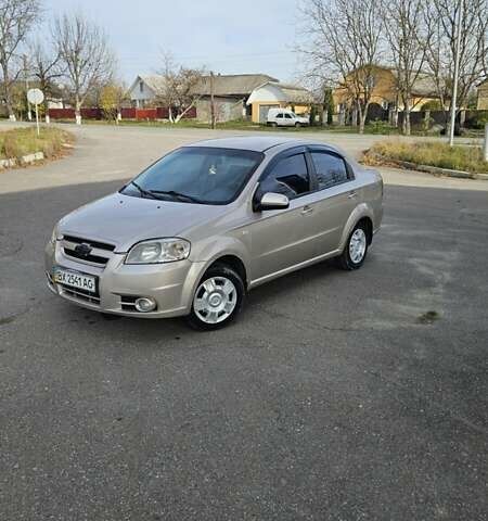 Бежевый Шевроле Авео, объемом двигателя 1.6 л и пробегом 290 тыс. км за 2799 $, фото 1 на Automoto.ua