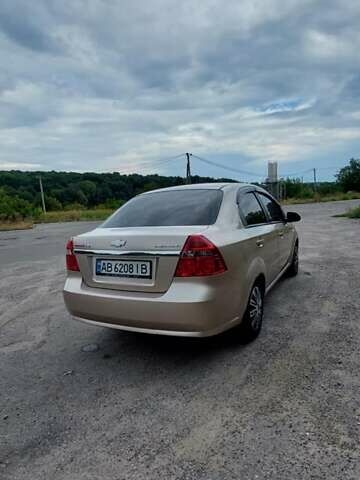 Бежевий Шевроле Авео, об'ємом двигуна 1.6 л та пробігом 270 тис. км за 4800 $, фото 1 на Automoto.ua