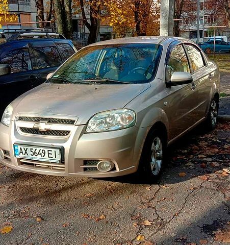 Бежевий Шевроле Авео, об'ємом двигуна 1.6 л та пробігом 96 тис. км за 4500 $, фото 1 на Automoto.ua
