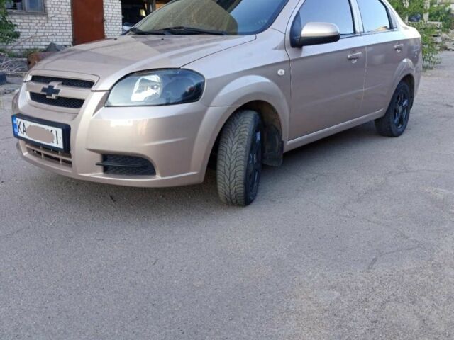 Бежевый Шевроле Авео, объемом двигателя 1.6 л и пробегом 160 тыс. км за 4150 $, фото 1 на Automoto.ua