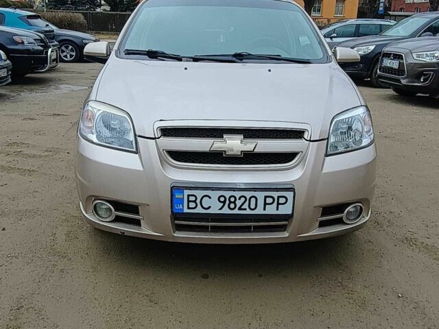 Бежевый Шевроле Авео, объемом двигателя 1.6 л и пробегом 154 тыс. км за 3500 $, фото 1 на Automoto.ua
