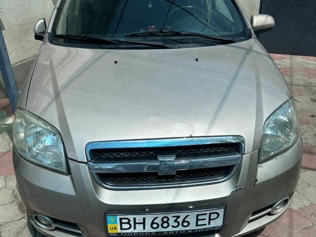 Бежевий Шевроле Авео, об'ємом двигуна 1.6 л та пробігом 256 тис. км за 3000 $, фото 1 на Automoto.ua