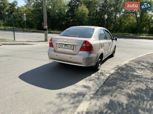 Бежевый Шевроле Авео, объемом двигателя 1.6 л и пробегом 98 тыс. км за 3850 $, фото 1 на Automoto.ua