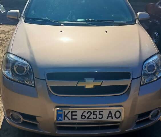 Бежевый Шевроле Авео, объемом двигателя 1.6 л и пробегом 177 тыс. км за 5000 $, фото 1 на Automoto.ua