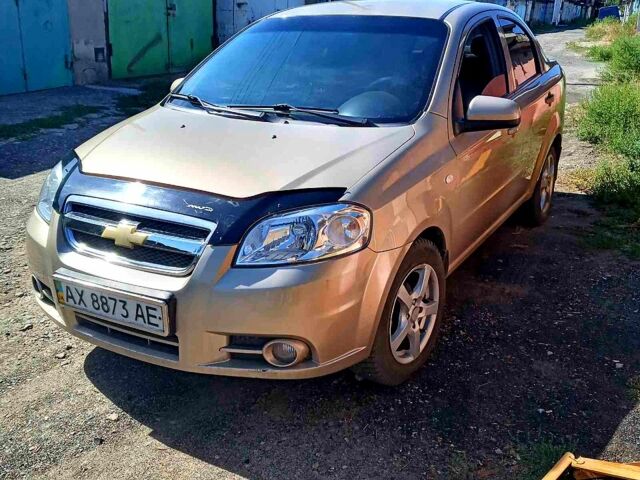 Бежевий Шевроле Авео, об'ємом двигуна 1.5 л та пробігом 125 тис. км за 3900 $, фото 1 на Automoto.ua