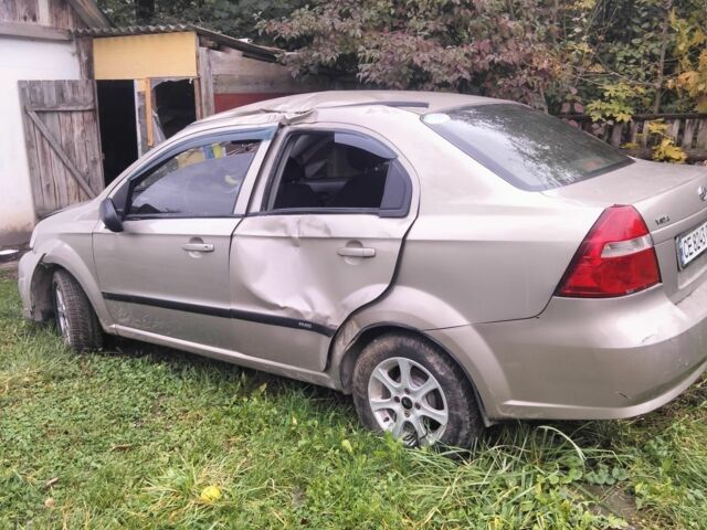 Бежевый Шевроле Авео, объемом двигателя 1.5 л и пробегом 2 тыс. км за 3000 $, фото 1 на Automoto.ua