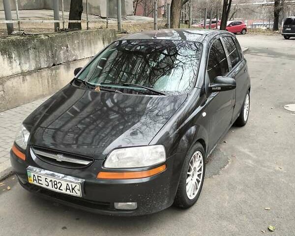 Черный Шевроле Авео, объемом двигателя 1.5 л и пробегом 143 тыс. км за 2250 $, фото 1 на Automoto.ua