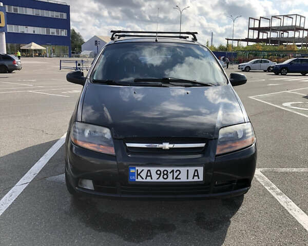 Черный Шевроле Авео, объемом двигателя 1.5 л и пробегом 202 тыс. км за 2000 $, фото 1 на Automoto.ua